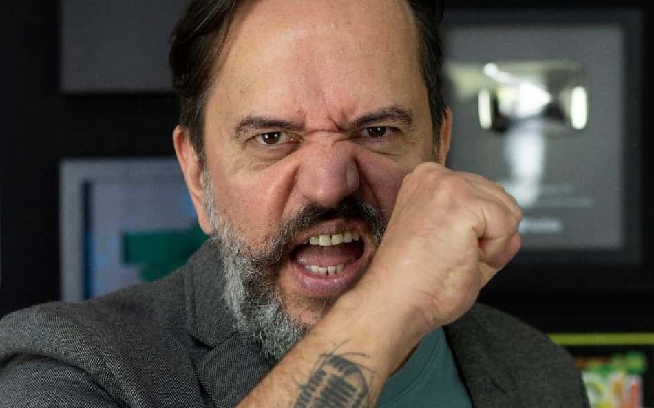 Cientista comportamental Ricardo Ventura explica como lutadores podem se beneficiar da linguagem silenciosa nos combates
