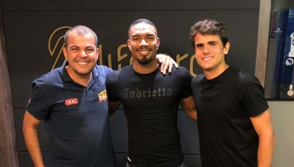 Lateral-esquerdo Kevyn reforça o Azuriz no Campeonato Paranaense
