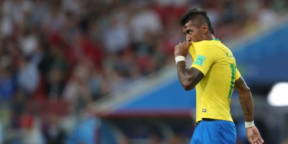 Com Paulinho, Corinthians chega a cinco jogadores que estiveram na última Copa com a Seleção Brasileira