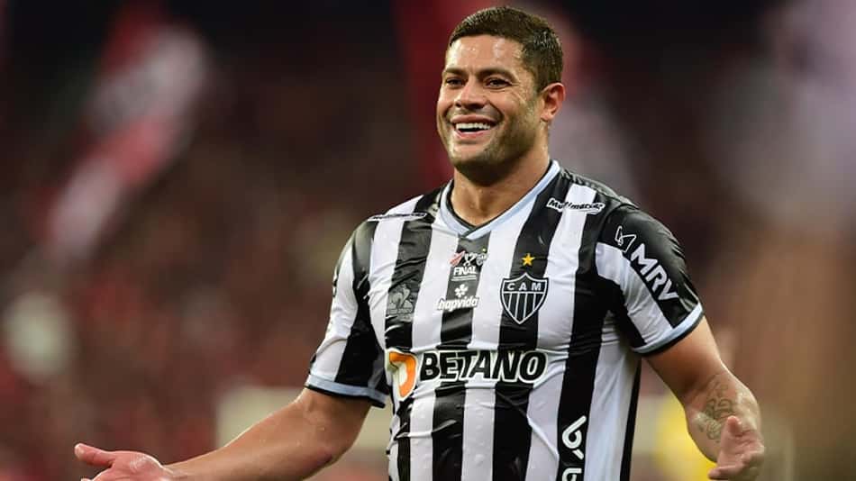 Internautas vão à loucura com gol de Hulk na final da Copa do Brasil: 'Para fechar a temporada'