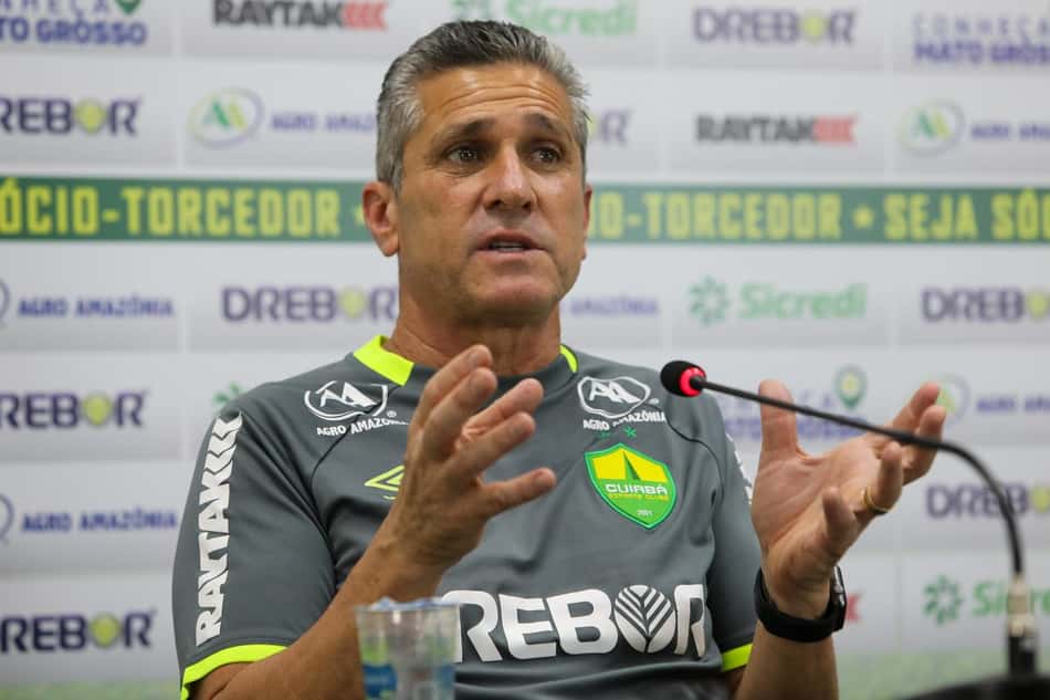 Jorginho se despede do Cuiabá com a 'sensação de dever cumprido' e diz: 'Serei mais um torcedor do Dourado'