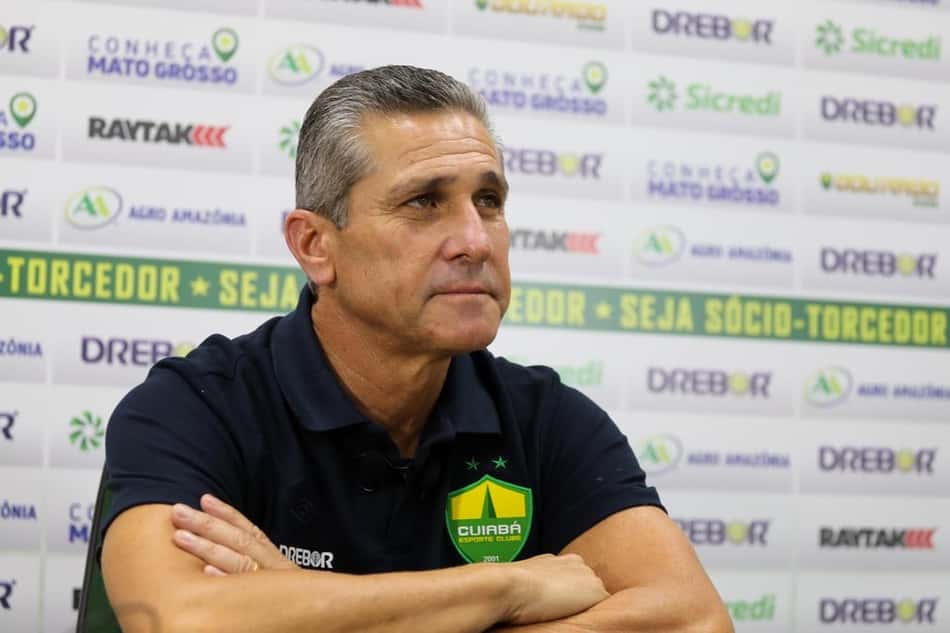 Cuiabá não renovará o contrato com o treinador Jorginho para próxima temporada