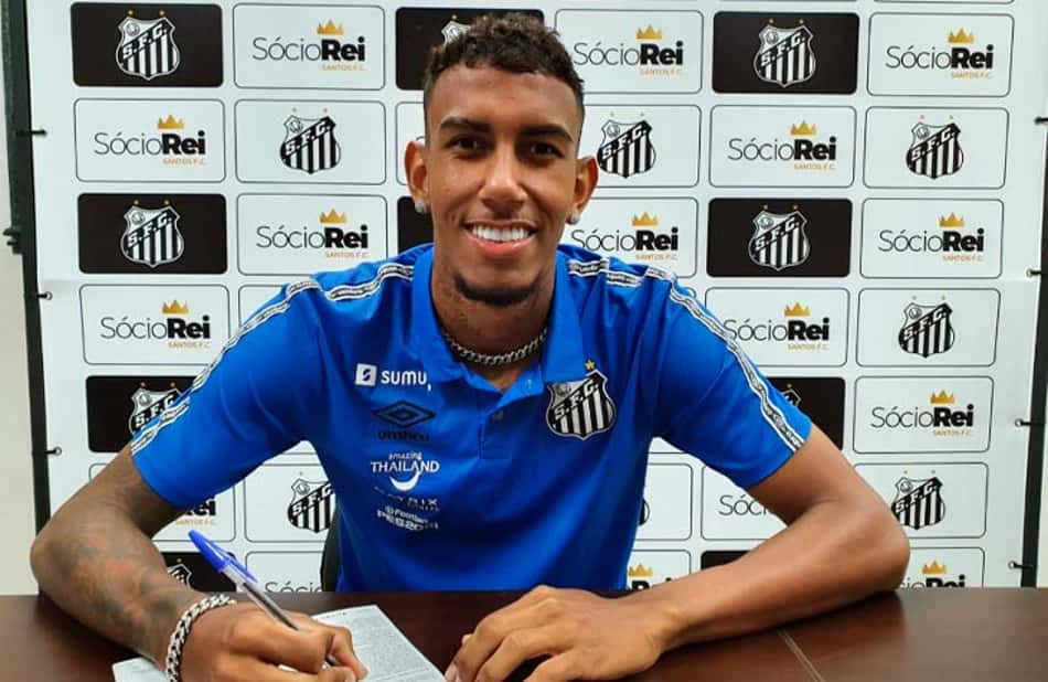 Santos anuncia a compra do atacante Rwan, destaque do Sub-20