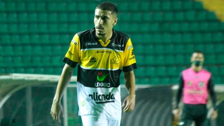 Após temporada de estreia, João Varolo projeta Copinha pelo Criciúma: 'É uma grande oportunidade'