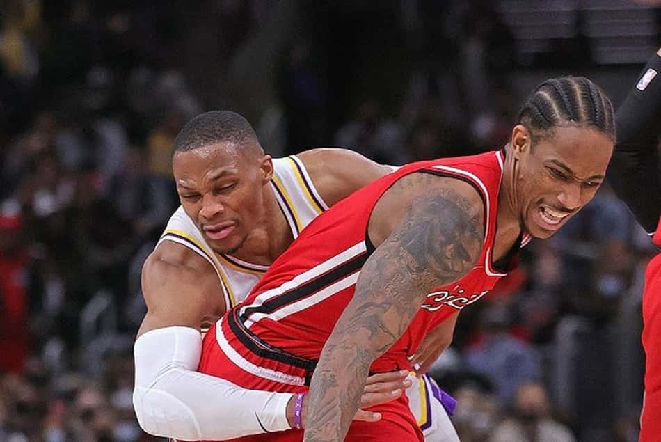DeRozan brilha em volta e Bulls vence Lakers