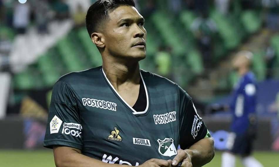 Em alta! Artilheiro Teo Gutiérrez define o seu futuro