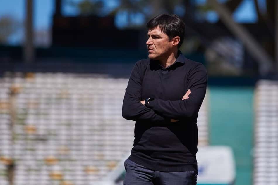 Antes do Flamengo, Vélez Sarsfield toma decisão sobre treinador
