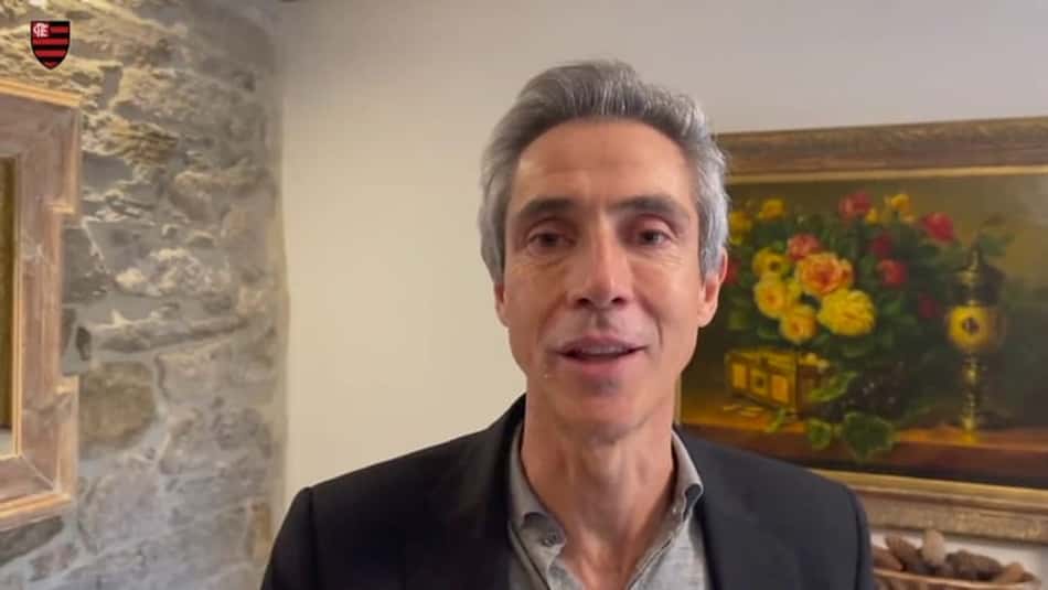 Imprensa portuguesa destaca a chegada de Paulo Sousa ao Flamengo: 'Impressionado com o que viu'