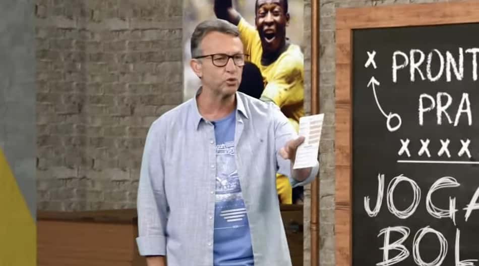 Em último programa do ano, Neto relembra 2021 'difícil' e faz pedido para 2022: 'Espero que a gente saiba votar'