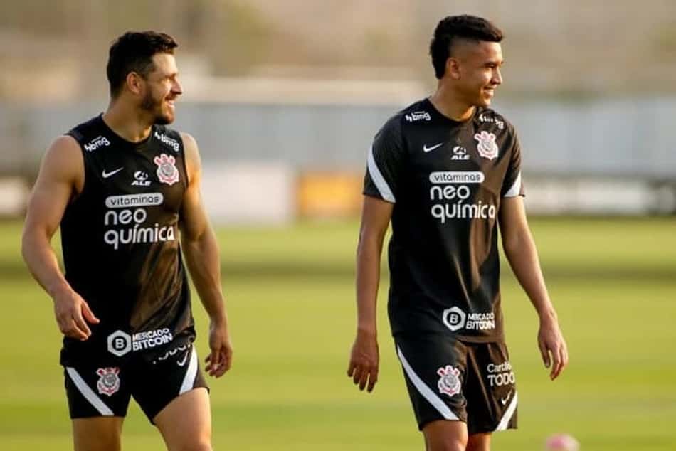 Em 2021, Cantillo e Giuliano ditaram o ritmo do meio-campo do Corinthians; veja os números!