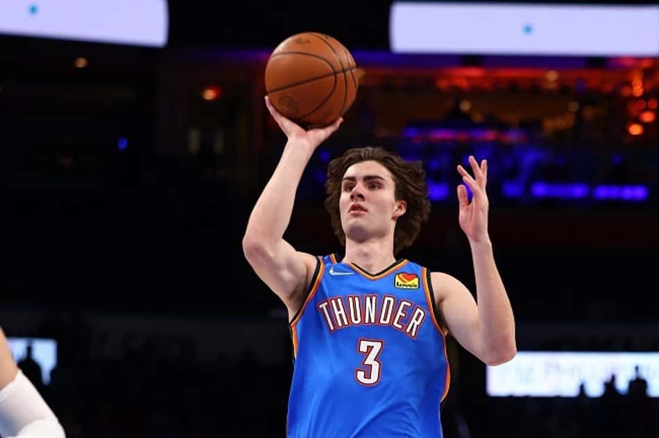 Josh Giddey torna-se atleta mais jovem a fazer triplo-duplo na NBA