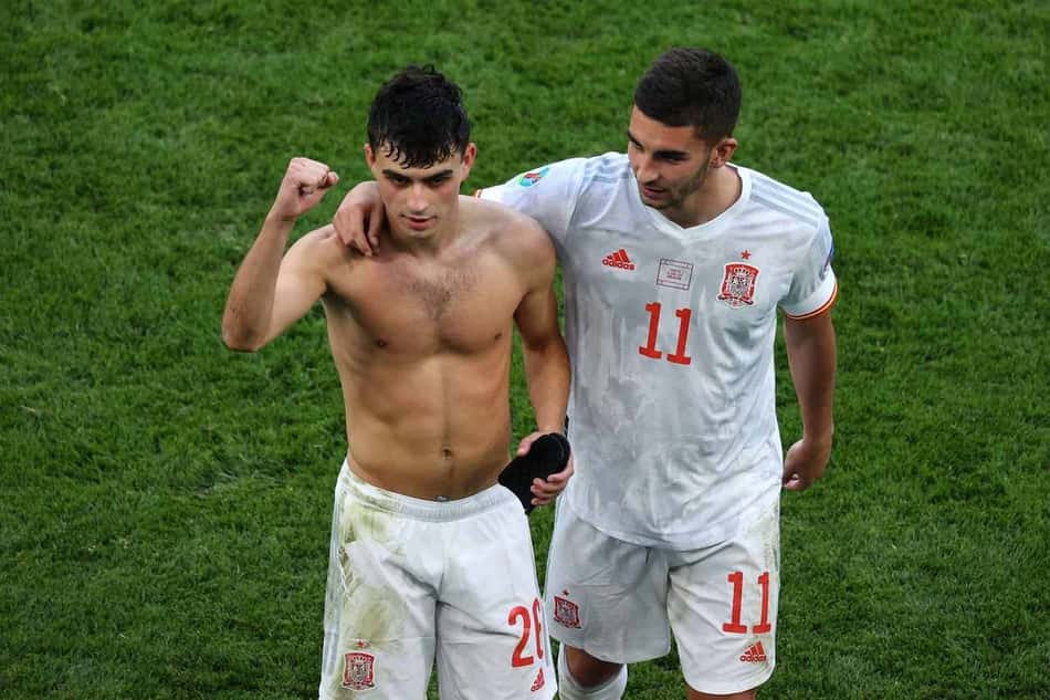 Pedri e Ferrán Torres testam positivo para a Covid-19 e desfalcam o Barcelona
