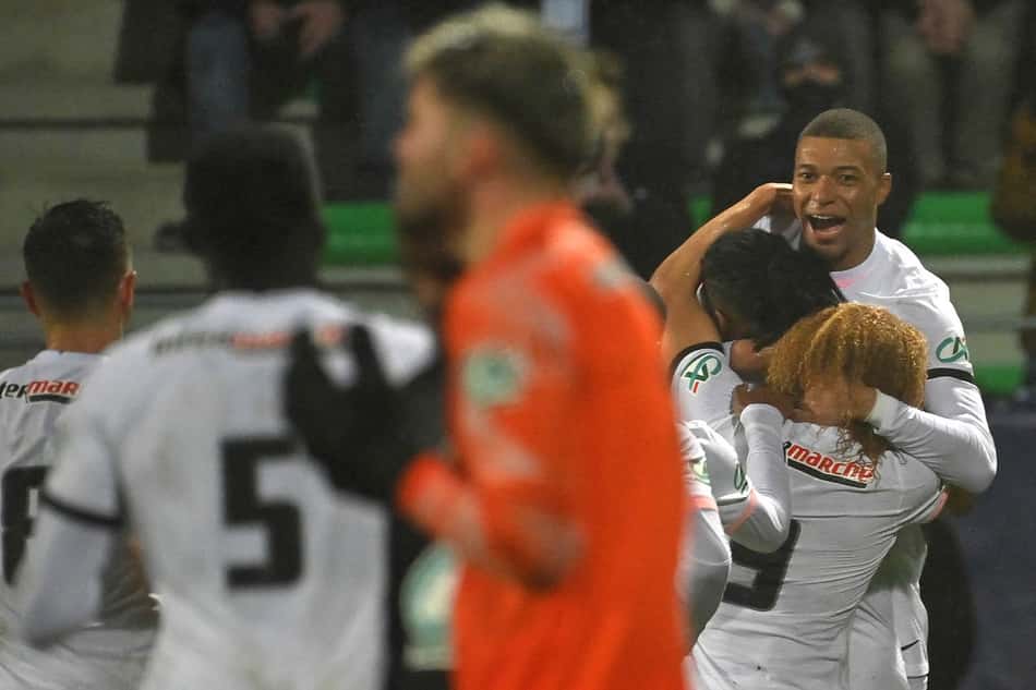 Sem Messi e Neymar, PSG vence time da quarta divisão na Copa da França com hat-trick de Mbappé​