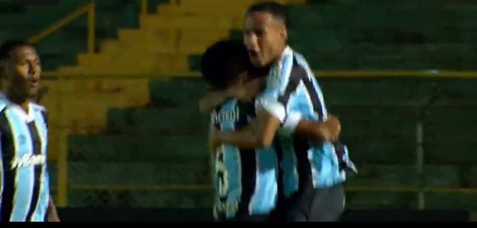 Grêmio sofre, mas vence o Mixto-MT em estreia na Copinha