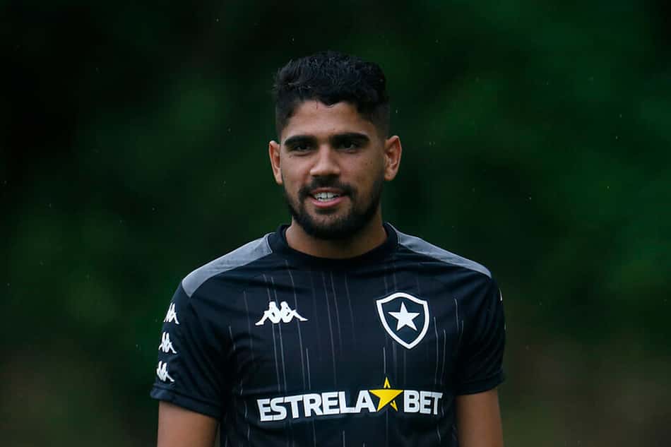 Daniel Borges exalta Espaço Lonier, o CT do Botafogo: 'Ambiente sensacional de treino'