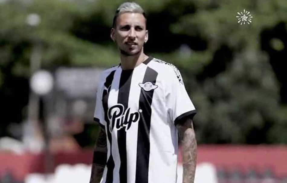 Multicampeão pelo River Plate está perto de retornar ao futebol argentino