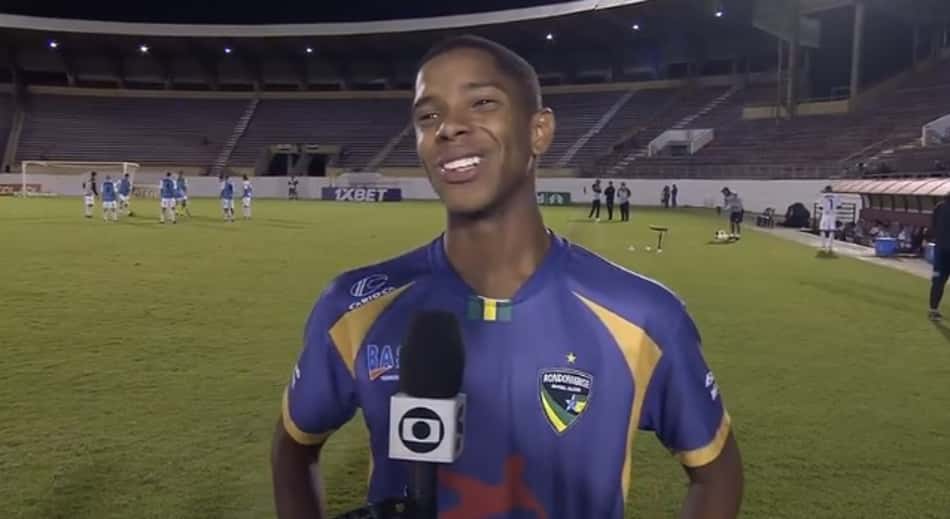 Na Copinha, atleta 'abandona' o jogo e rouba a cena pela sinceridade: 'Era muita dor de barriga'