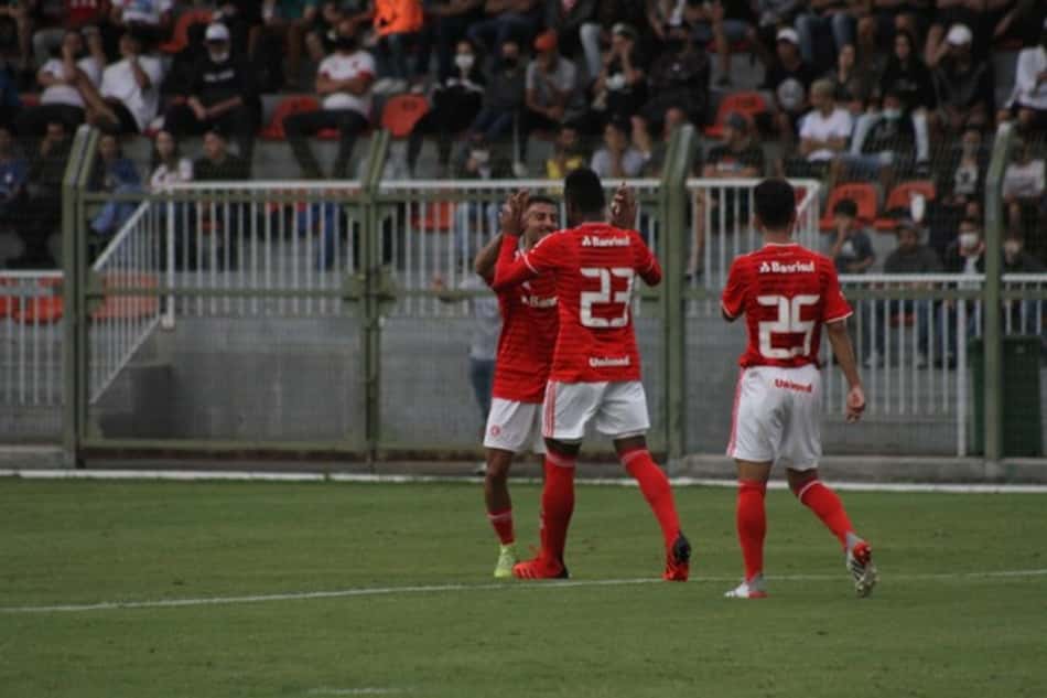 Internacional bate União Mogi e garante 100% na Copinha