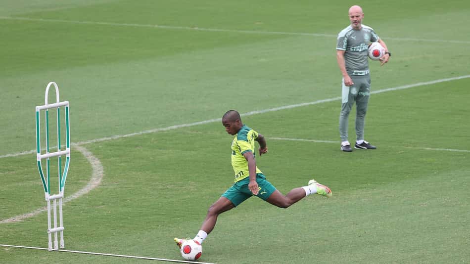 Agora no profissional, Endrick é 11º do Palmeiras afastado com Covid-19