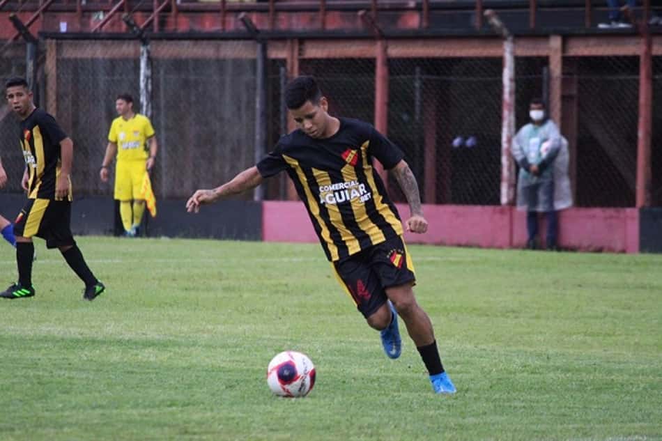 Na Copinha, árbitro relata em súmula expulsão de jogador que teria feito 'xixi' no banco de reservas