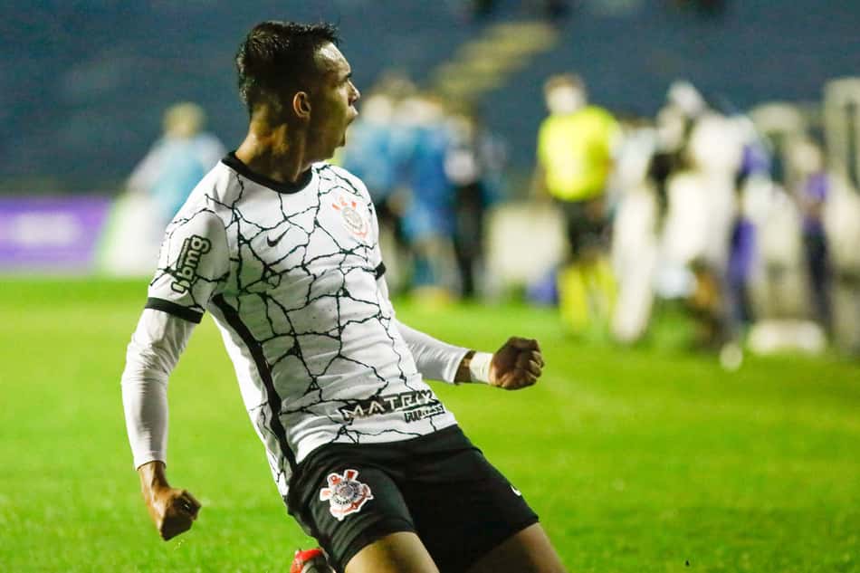 Giovane lamenta eliminação do Corinthians na Copa São Paulo: 'Nunca faltou raça'