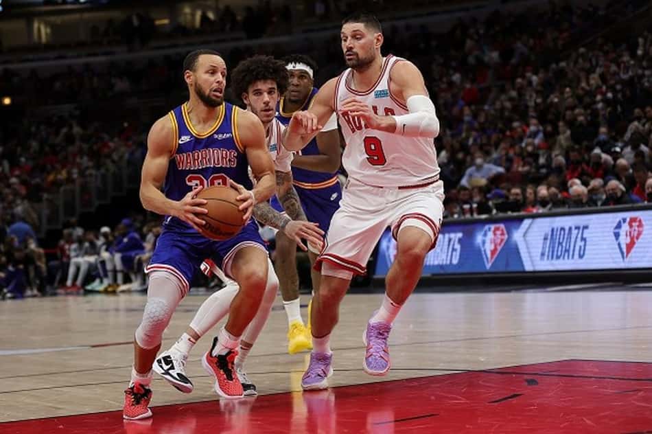 Warriors se reabilita e atropela Bulls fora de casa
