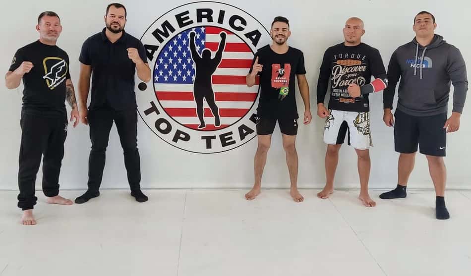 Agora na ATT, brasileiro Bruno Roverso fala sobre sonho de chegar ao UFC: 'Foco no objetivo'