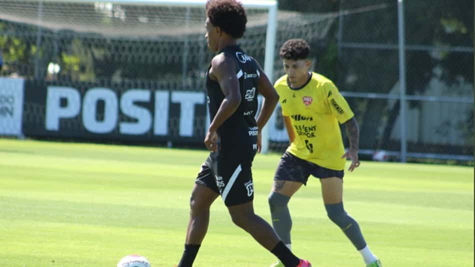 Com MC Livinho em campo, Corinthians vence o Audax em último jogo-treino antes do Paulistão