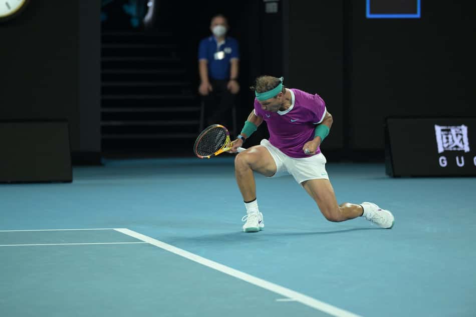 Nadal perde set, mas supera Khchanov e vai às 8ªs em Melbourne