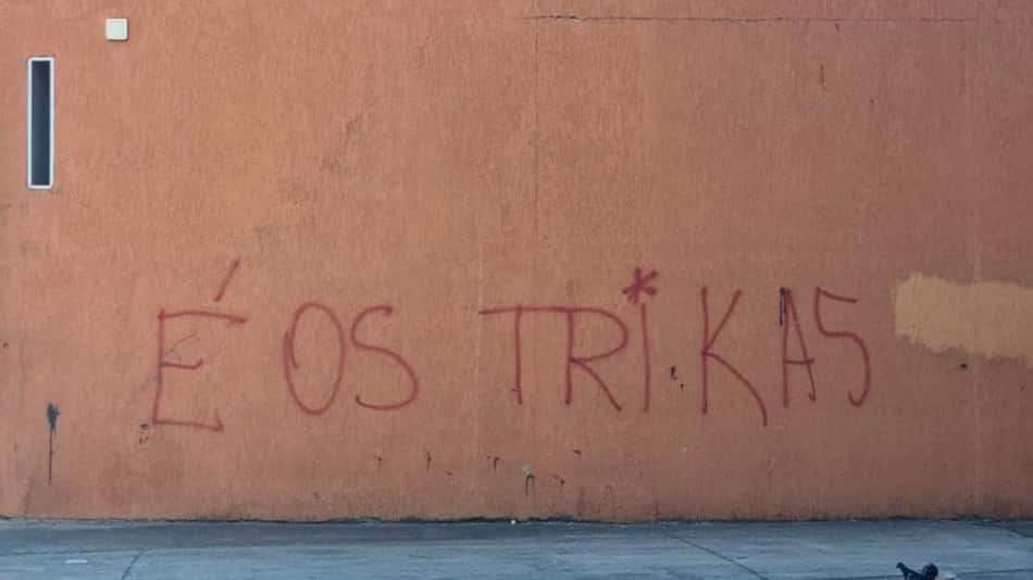 Muros da Arena Barueri foram pichados com termo 'Trikas' 