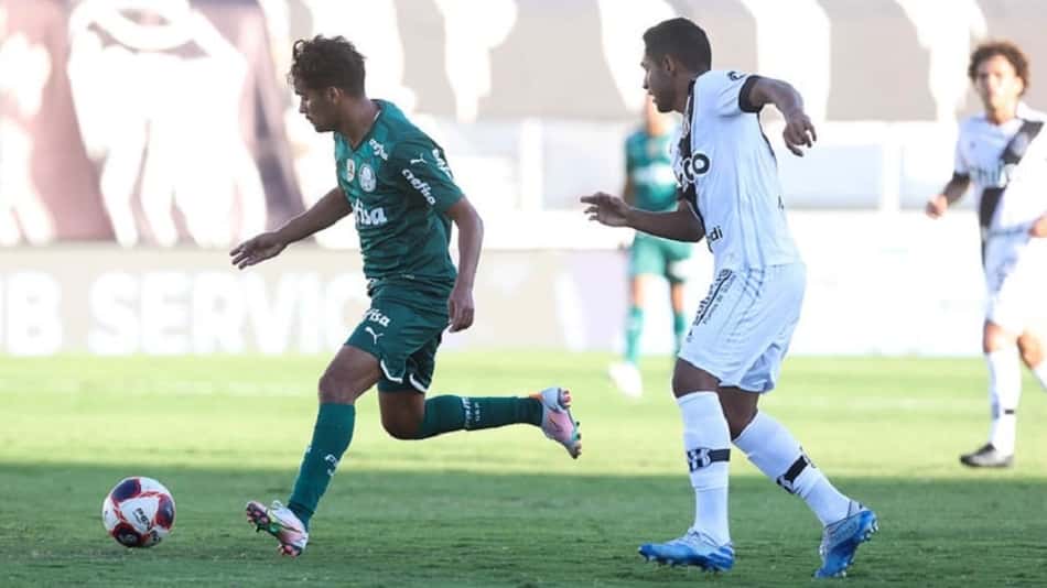 Palmeiras x Ponte Preta: prováveis escalações, desfalques e onde assistir