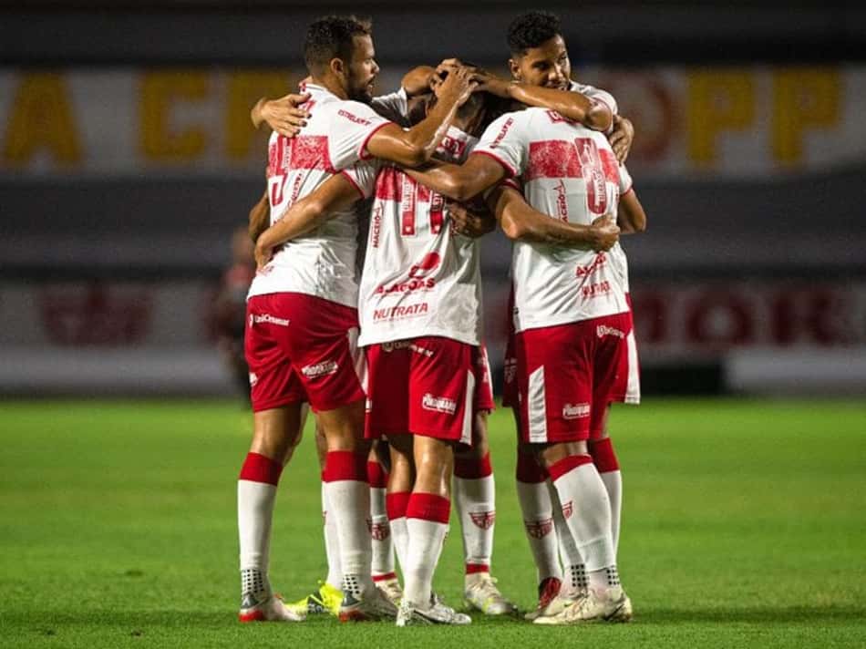 Allan Aal fala sobre a pressão em cima do seu trabalho no CRB