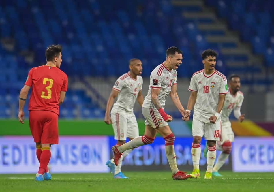 Atacante Caio Canedo decide e mantém vivo o sonho dos Emirados de ir para a Copa