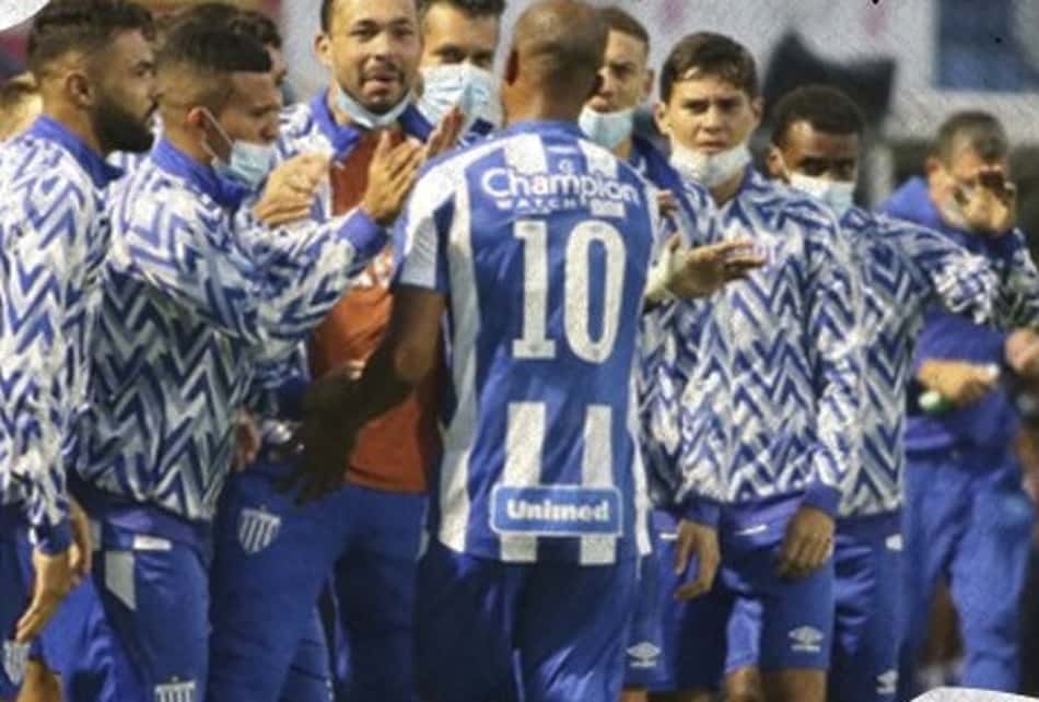 Diante do Barra, Avaí consegue a primeira vitória no Catarinense