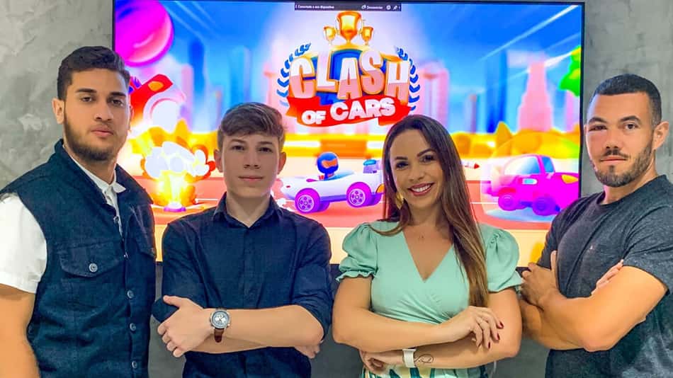Clash of Cars: ganhe dinheiro correndo pelo mundo