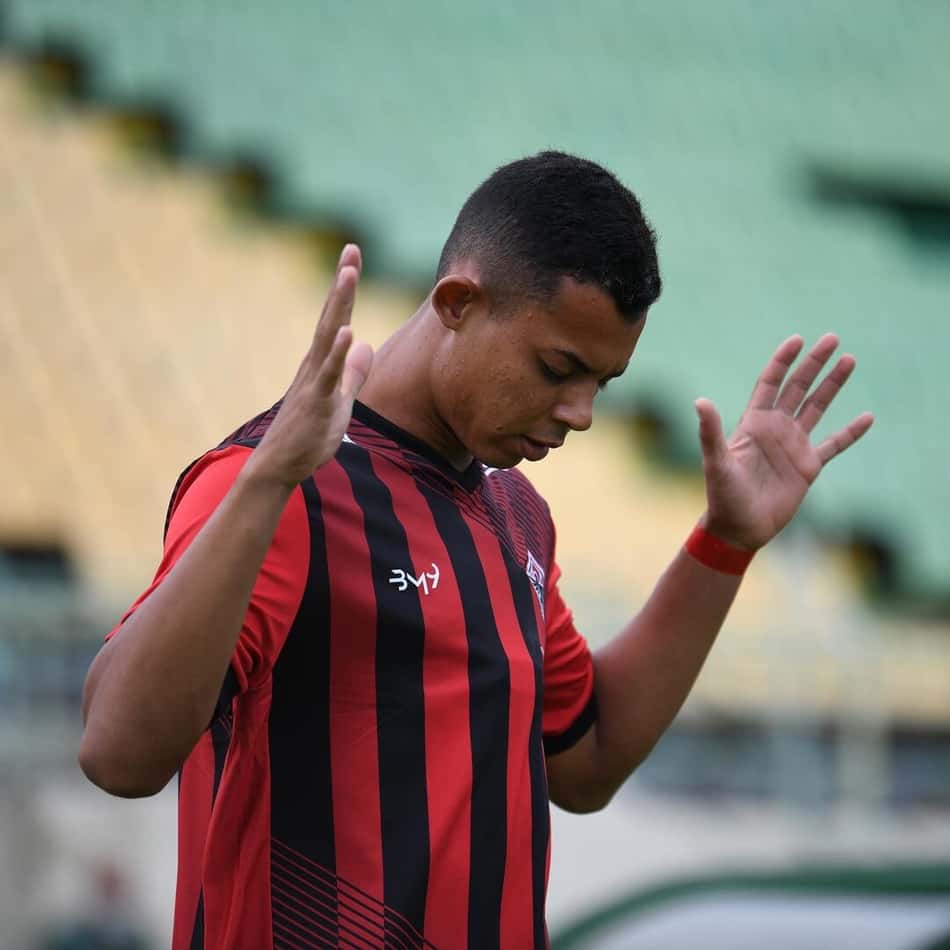 Apenas um vencedor nos jogos de quarta-feira no Cearense; confira