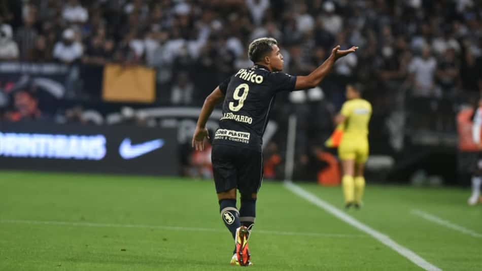 Marcos Leonardo está invicto e tem ótima média de gols contra o Corinthians