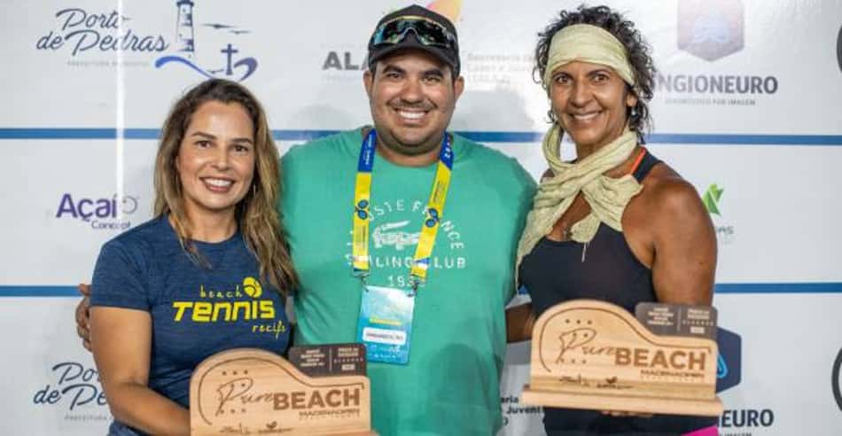 Definidos primeiros campeões do torneio de Beach Tennis na Praia do Patacho