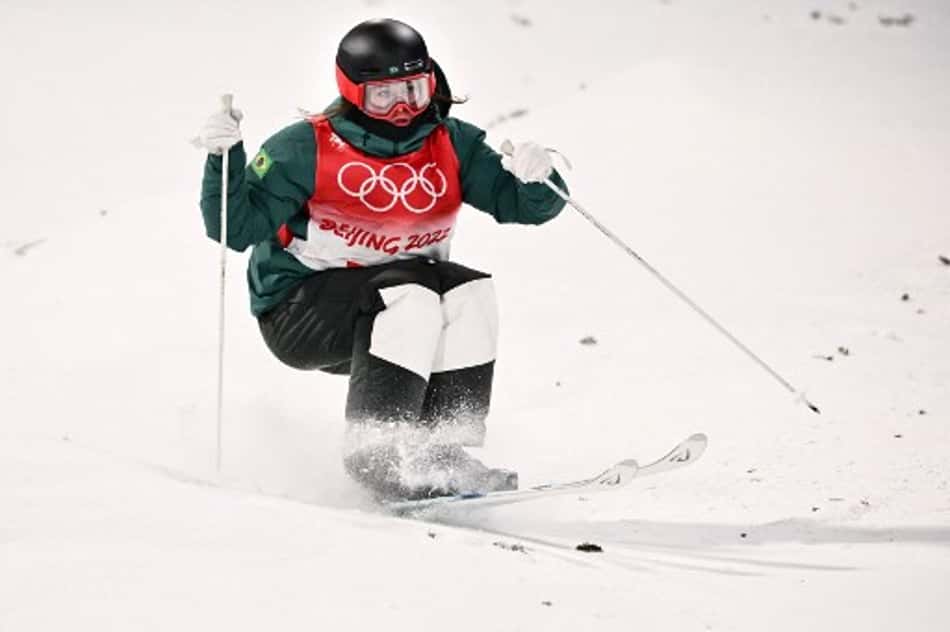 Olimpíadas de Inverno: Pelo Brasil, Sabrina Cass não se classifica à final do esqui estilo livre moguls