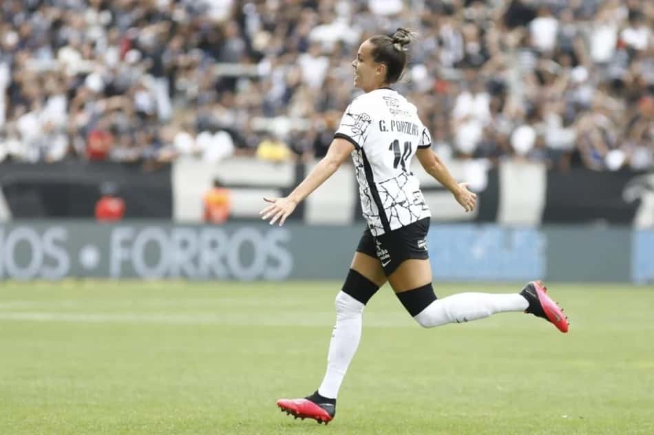 Corinthians atropela Palmeiras em casa e se classifica para semifinal da Supercopa Feminina