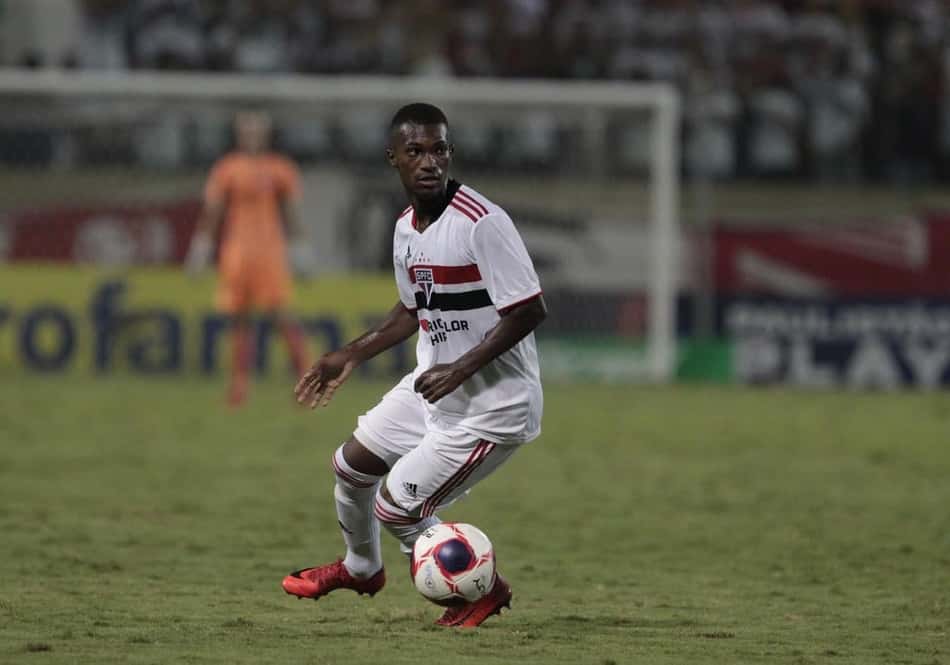 Após novela, Vitinho se despede do São Paulo: 'Sempre serei grato'