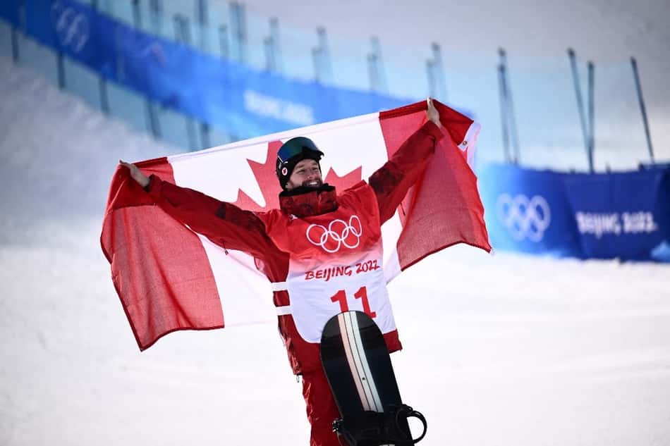 Olimpíadas de Inverno: três anos após vencer um câncer, canadense é medalha de ouro no snowboard