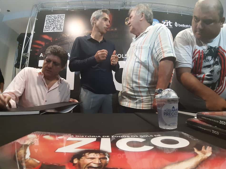 Paulo Sousa manda recado a Zico, aniversariante do dia: 'Eterno para todos que amam o futebol'
