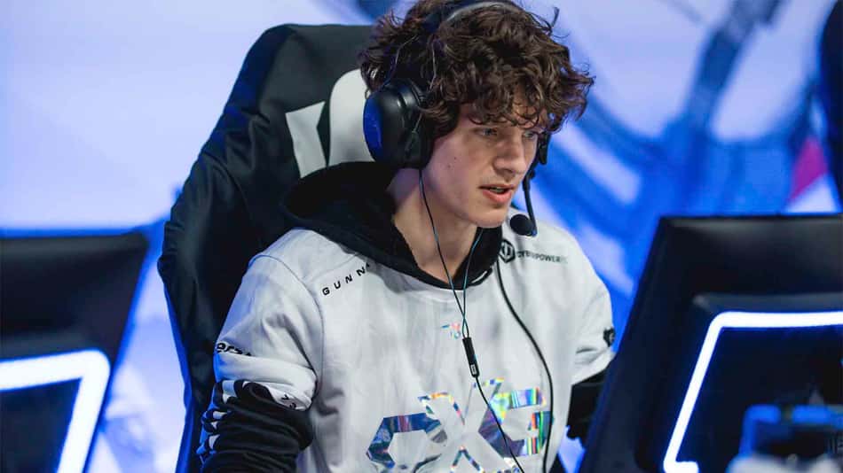 Leonardo 'Kyno' destaca evolução na gameplay em quase um ano fora do Brasil