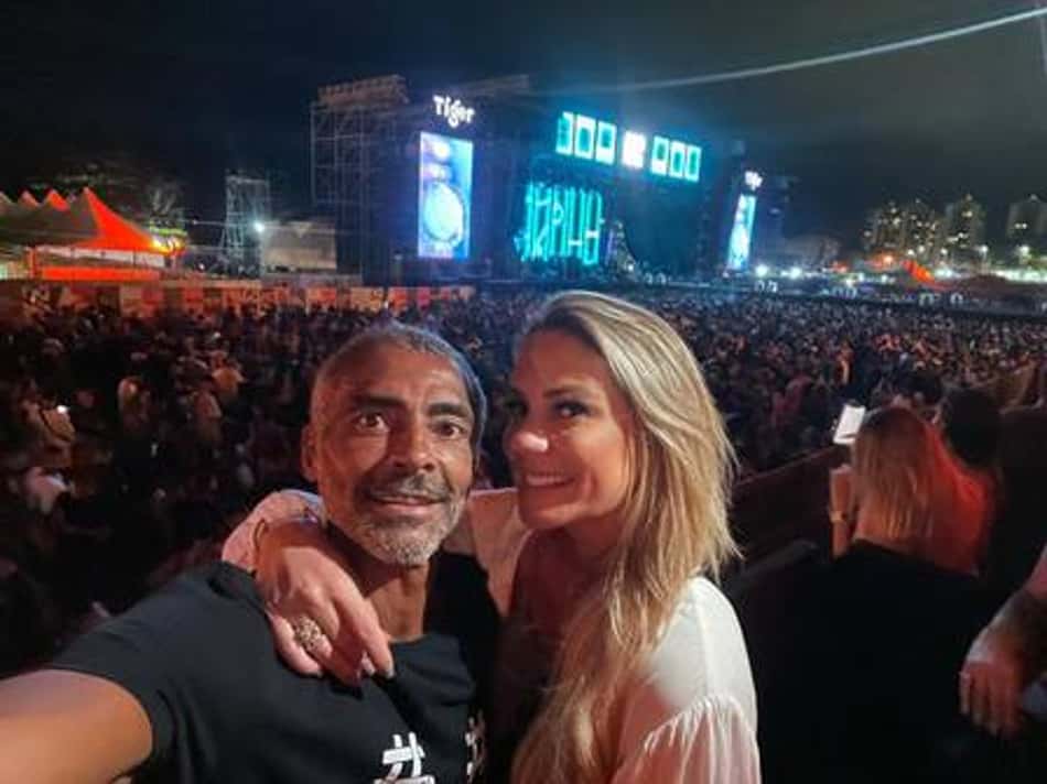 Portal inglês taxa Romário como, 'obcecado por sexo', após anúncio do novo relacionamento