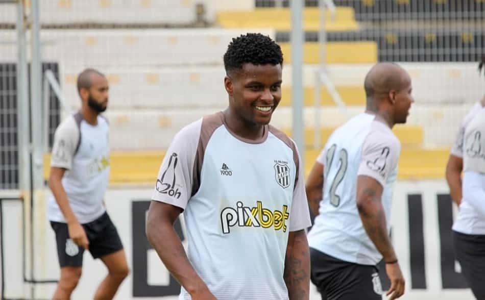 Por 'salto' na tabela, Moisés Ribeiro fala em reação da Ponte contra o Sampaio Corrêa