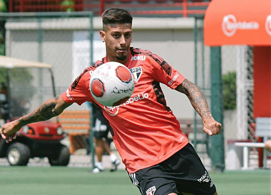 São Paulo encaminha a venda de Rigoni para time da MLS