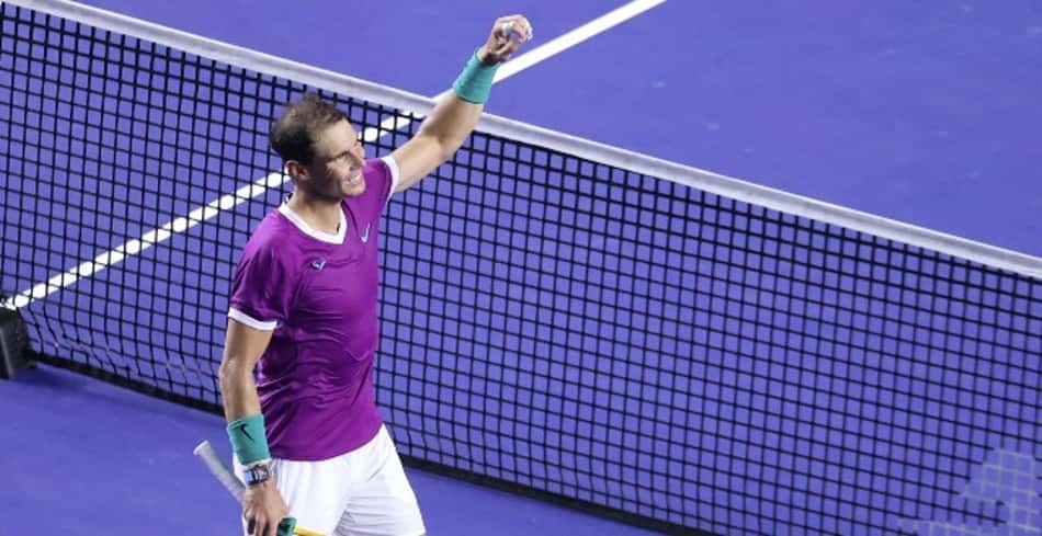 Nadal dá pneu e atinge a semi contra Medvedev em Acapulco