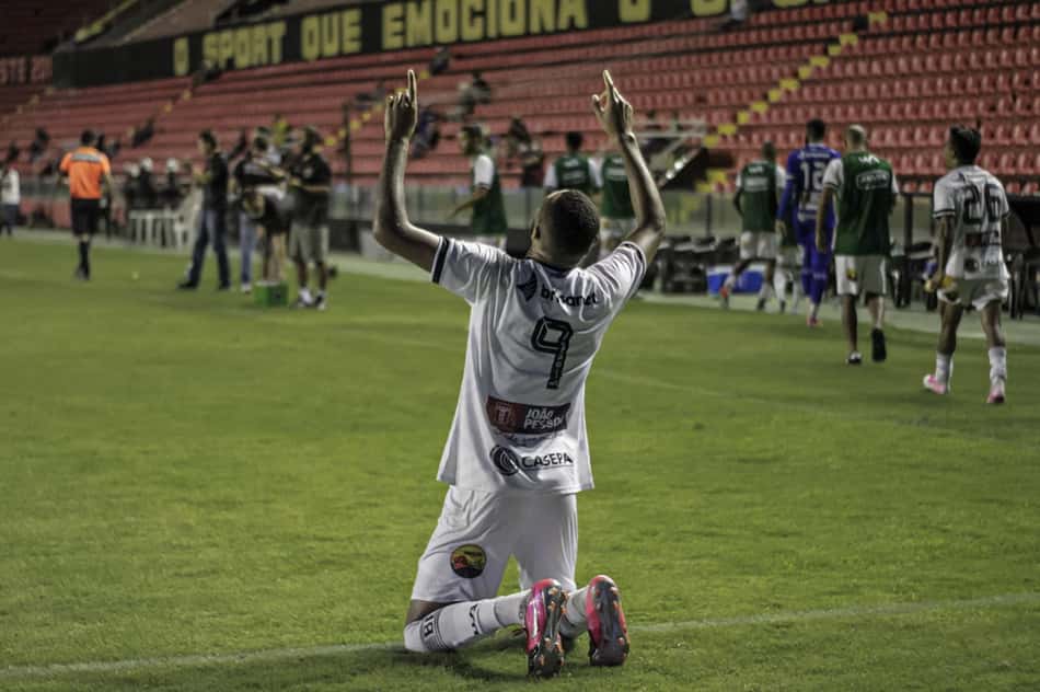 Fora de casa, o Botafogo-PB vence o Sport pela Copa do Nordeste