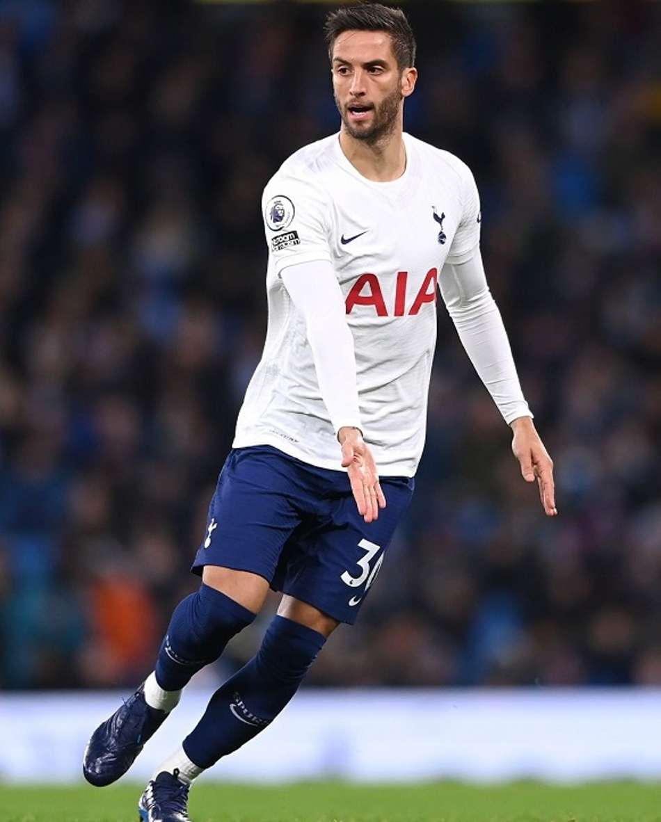 Antonio Conte elogia uruguaio do Tottenham e faz projeção otimista; saiba mais